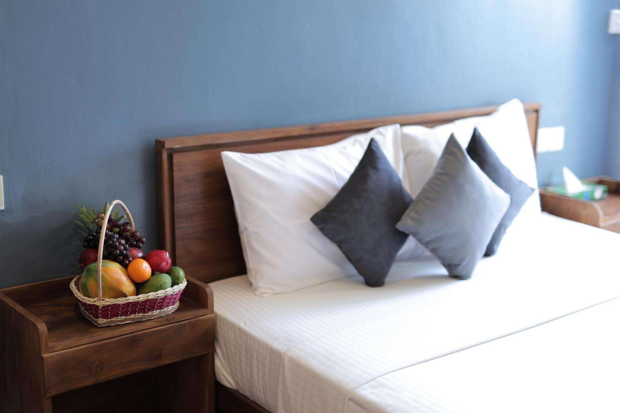 Pearl Island Inn Джафна Экстерьер фото