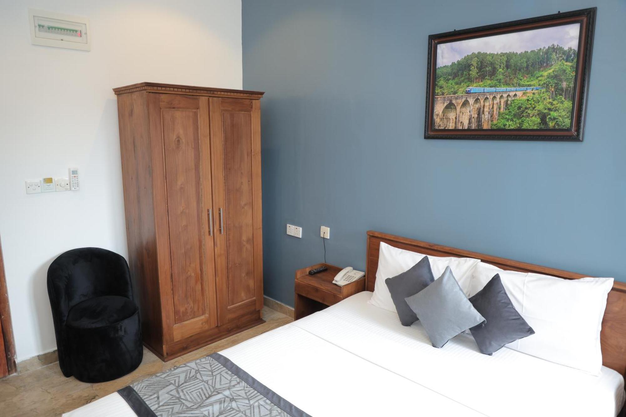Pearl Island Inn Джафна Экстерьер фото