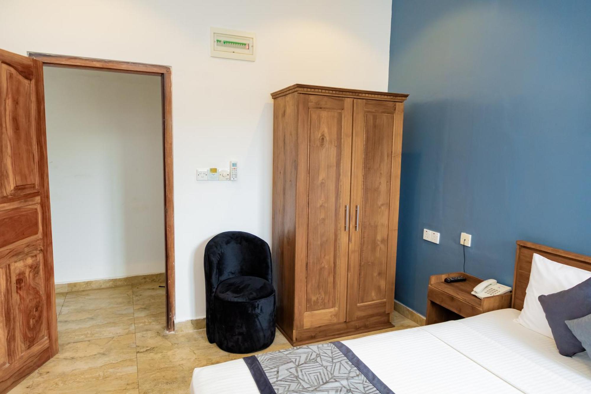 Pearl Island Inn Джафна Экстерьер фото